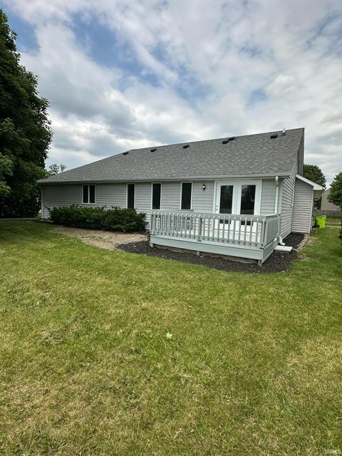 Tiny photo for 405 Carlisle Drive, Huntington, IN 46750 (MLS # 202622395)