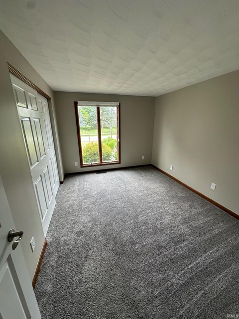 Tiny photo for 405 Carlisle Drive, Huntington, IN 46750 (MLS # 202622395)