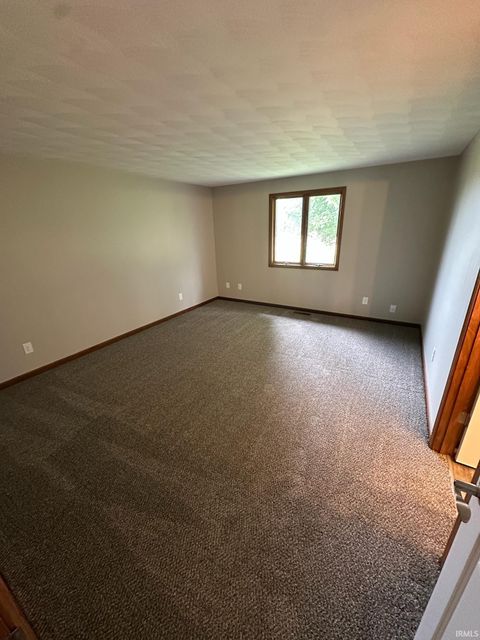 Tiny photo for 405 Carlisle Drive, Huntington, IN 46750 (MLS # 202622395)
