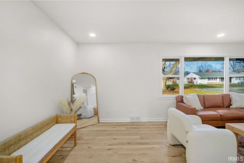 Tiny photo for 521 HOLLY Lane, Kokomo, IN 46902 (MLS # 202547676)