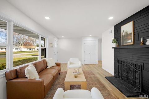 Tiny photo for 521 HOLLY Lane, Kokomo, IN 46902 (MLS # 202547676)