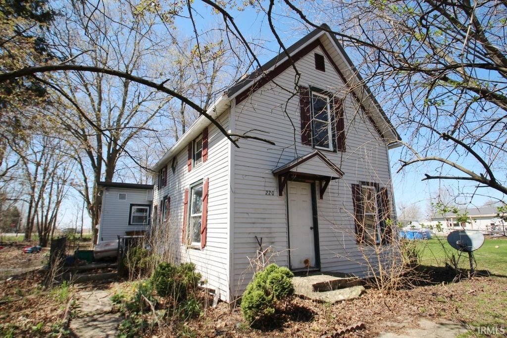 Photo of 220 N Washington Street, Urbana, IN 46990 (MLS # 202611948)