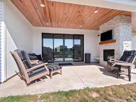 Tiny photo for 1397 Cascata Trail, Huntertown, IN 46748 (MLS # 202627964)