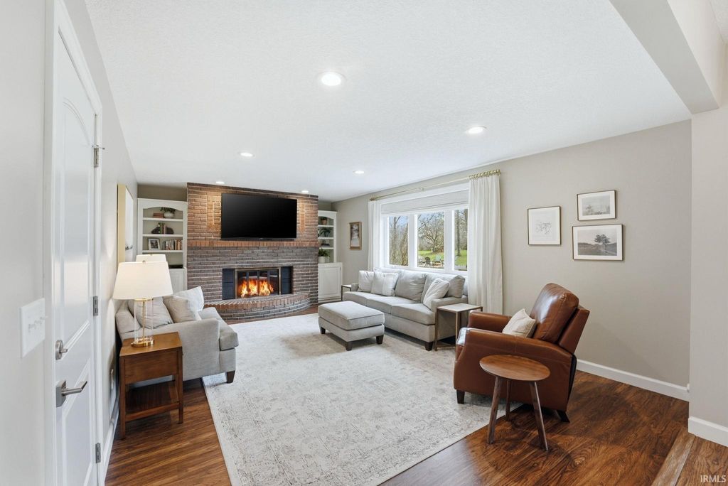 Photo of 10602 Alderwood Lane, Fort Wayne, IN 46845 (MLS # 202611558)