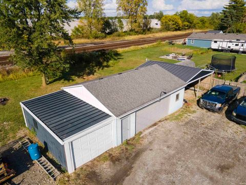 Tiny photo for 1700 South Road, Garrett, IN 46738 (MLS # 202539223)