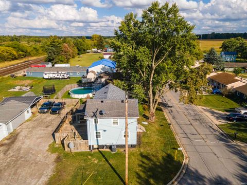 Tiny photo for 1700 South Road, Garrett, IN 46738 (MLS # 202539223)