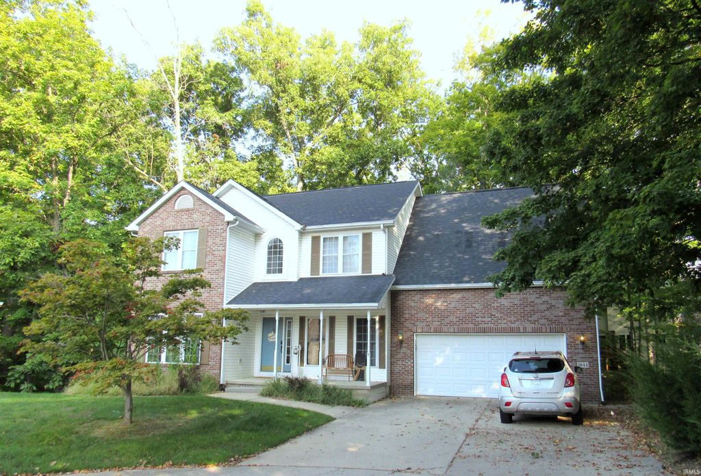 Photo of 3644 E Tamarron Drive, Bloomington, IN 47408 (MLS # 202537367)
