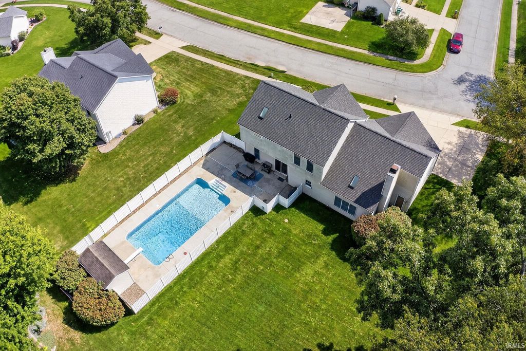 Photo of 13891 Lexington Circle, Granger, IN 46530 (MLS # 202547751)