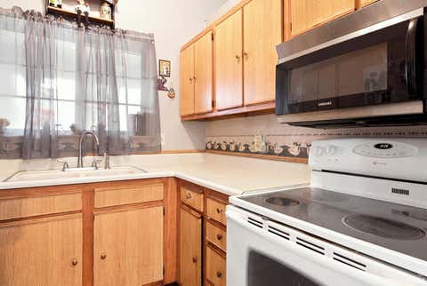 Tiny photo for 3716 Butternut Avenue, Lafayette, IN 47905 (MLS # 202633135)