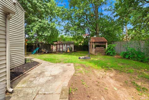 Tiny photo for 3716 Butternut Avenue, Lafayette, IN 47905 (MLS # 202633135)