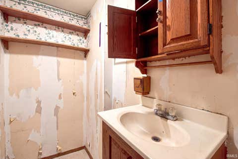 Tiny photo for 3716 Butternut Avenue, Lafayette, IN 47905 (MLS # 202633135)