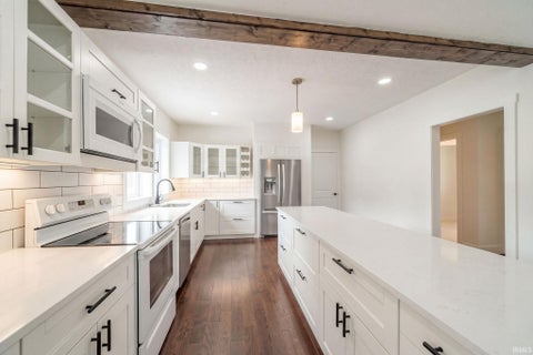 Tiny photo for 119 W Main Street, Spiceland, IN 47385 (MLS # 202641409)