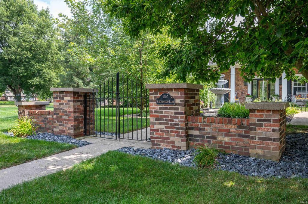 Photo of 5107 Knollwood Lane, Anderson, IN 46011 (MLS # 202547768)