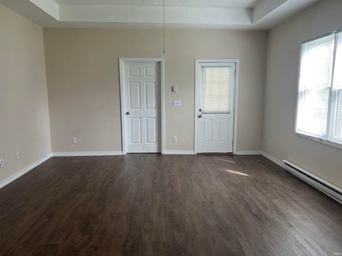 Tiny photo for 527 W Jefferson Street, Kokomo, IN 46901 (MLS # 202617262)