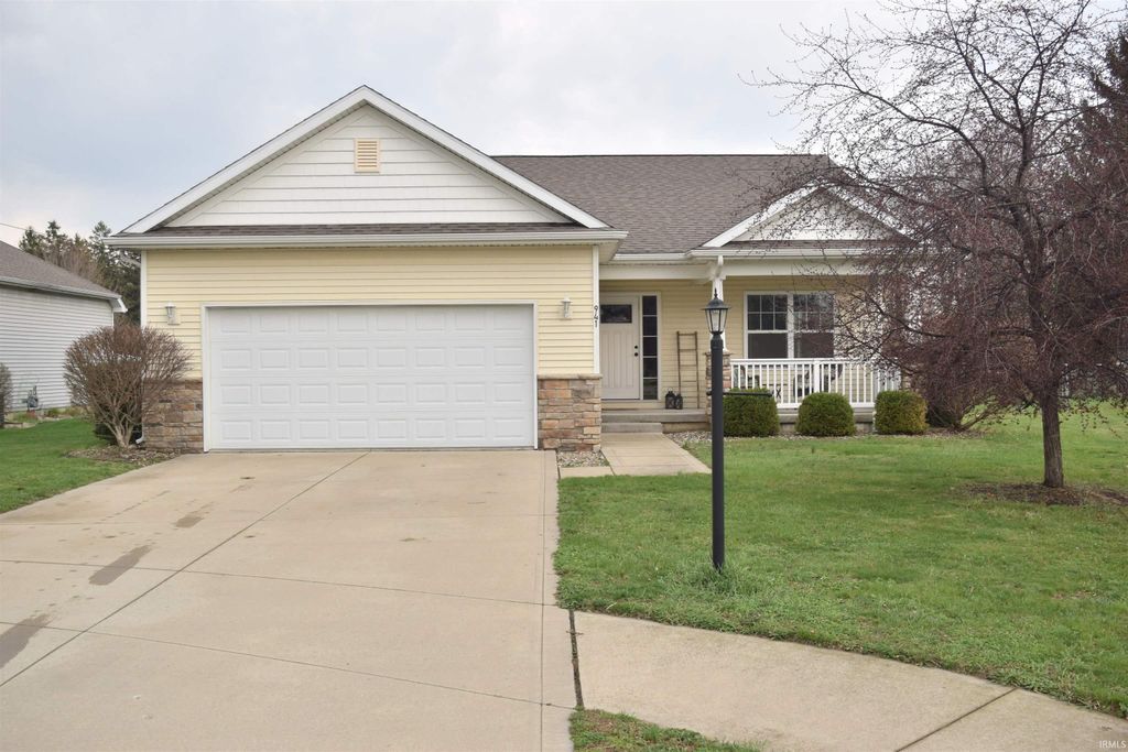 Photo of 941 Sylvester Street, Plymouth, IN 46563 (MLS # 202610956)