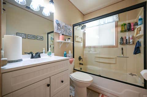 Tiny photo for 916 E FISCHER Street, Kokomo, IN 46901 (MLS # 202620025)