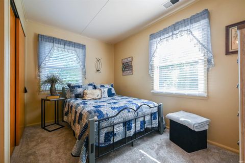 Tiny photo for 916 E FISCHER Street, Kokomo, IN 46901 (MLS # 202620025)