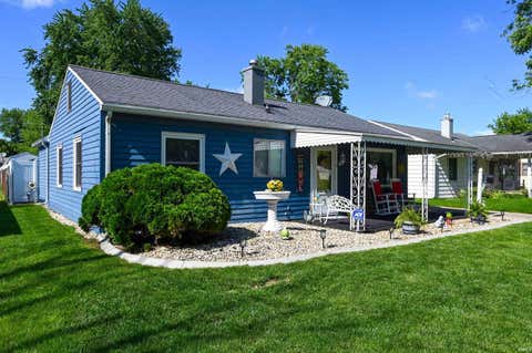 Tiny photo for 916 E FISCHER Street, Kokomo, IN 46901 (MLS # 202620025)