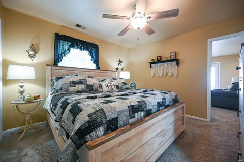 Tiny photo for 916 E FISCHER Street, Kokomo, IN 46901 (MLS # 202620025)