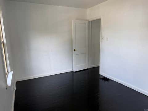 Tiny photo for 1801 Smead Street, Logansport, IN 46947 (MLS # 202617699)