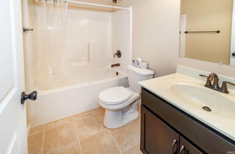 Tiny photo for 15349 Haiku Road, Evansville, IN 47725 (MLS # 202618611)