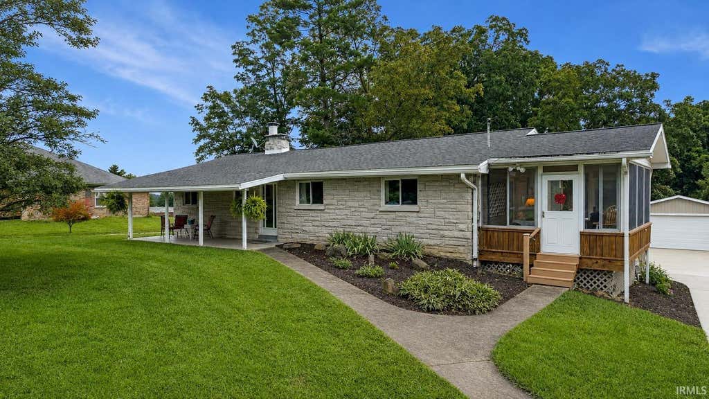 Photo of 7559 Old Boonville Highway, Evansville, IN 47715 (MLS # 202632966)