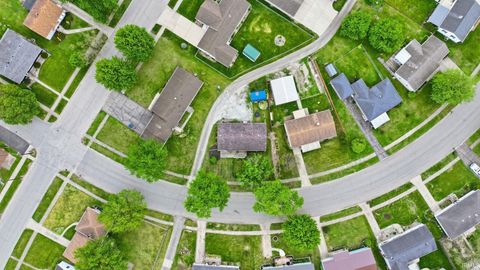 Tiny photo for 1100 Rochester Boulevard, Rochester, IN 46975 (MLS # 202614569)