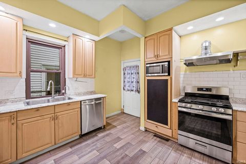 Tiny photo for 1123 N 9th Street, Lafayette, IN 47904 (MLS # 202602939)