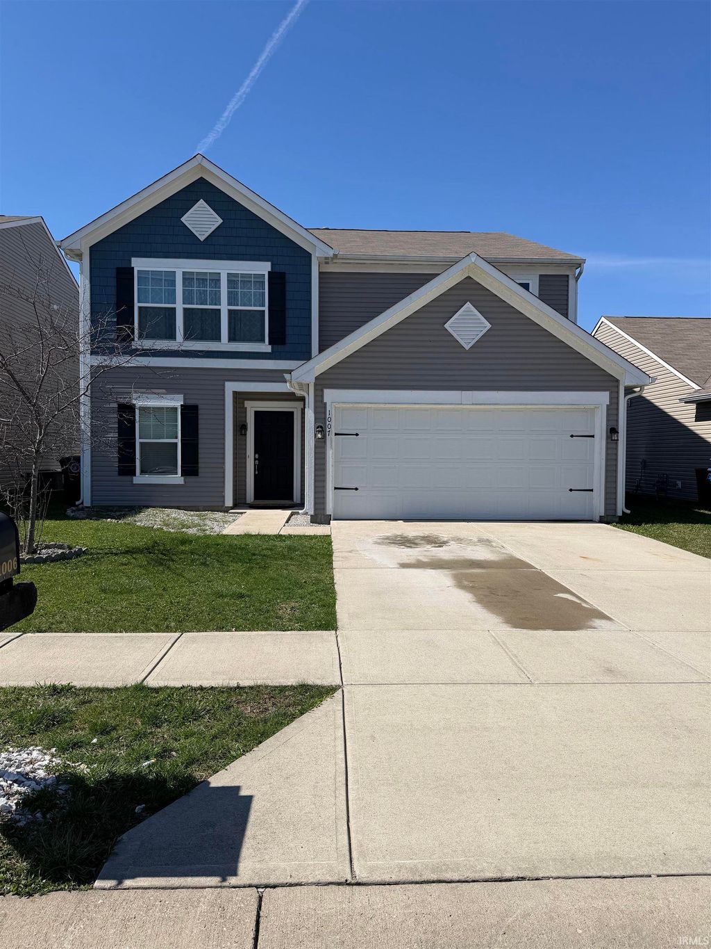 Photo of 1007 Belvedere Drive, Shelbyville, IN 46176 (MLS # 202609106)
