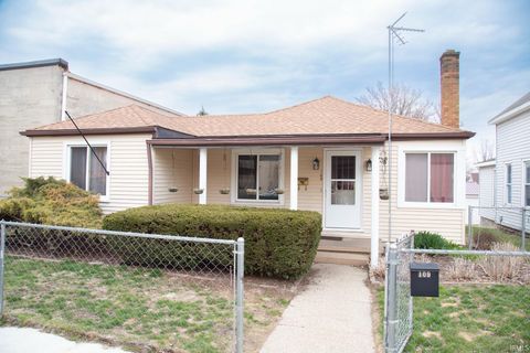 109 E North Street, Bremen, IN 46506 - #: 202510457