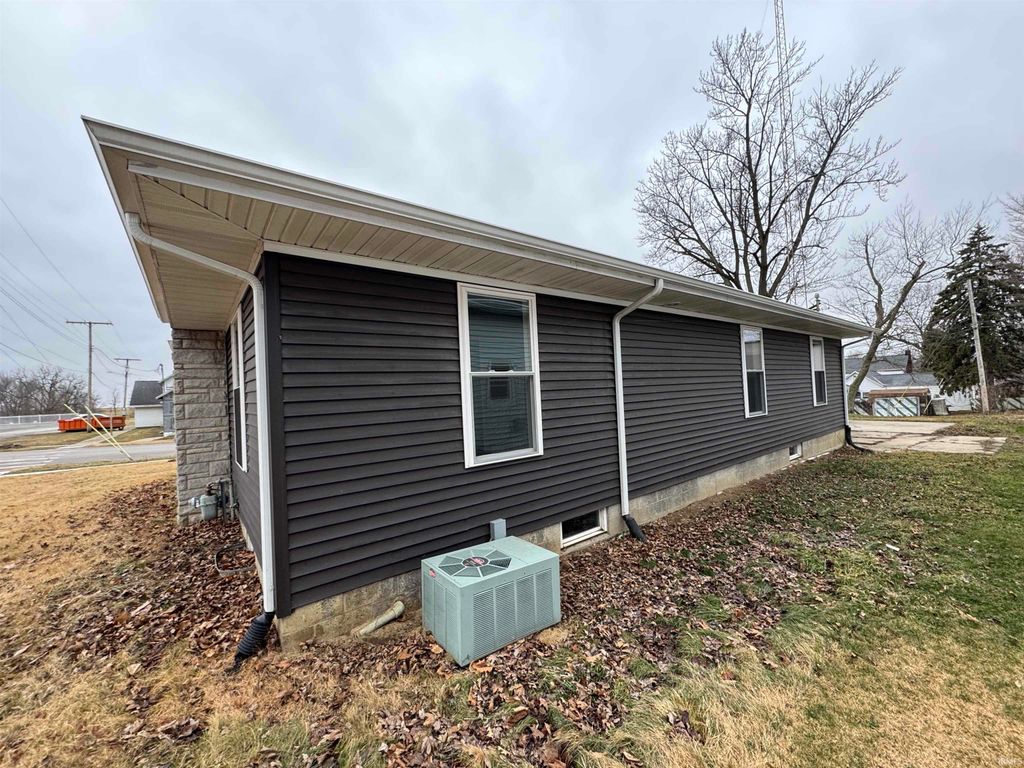 Photo of 107 E Sycamore Street, Silver Lake, IN 46982 (MLS # 202605359)