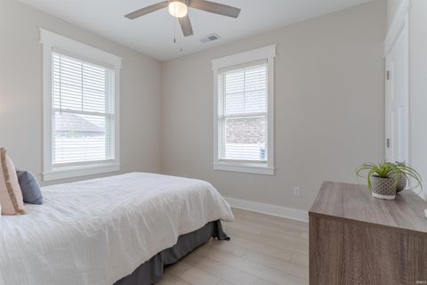 Tiny photo for 8445 Bell Crossing Drive, Newburgh, IN 47630 (MLS # 202611146)