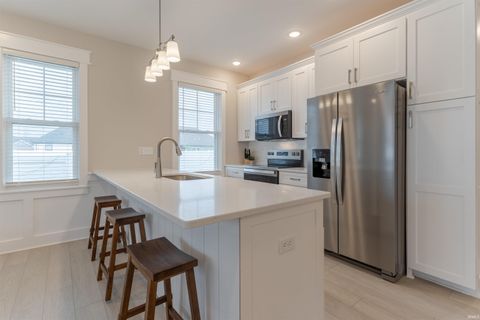 Tiny photo for 8445 Bell Crossing Drive, Newburgh, IN 47630 (MLS # 202611146)