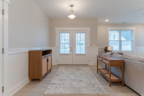 Tiny photo for 8445 Bell Crossing Drive, Newburgh, IN 47630 (MLS # 202611146)