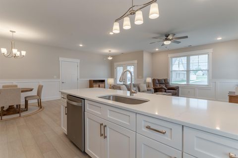 Tiny photo for 8445 Bell Crossing Drive, Newburgh, IN 47630 (MLS # 202611146)