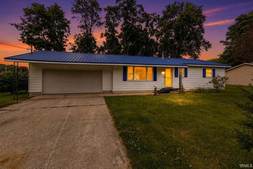Photo of 18441 Wee Acres Drive, Bristol, IN 46507 (MLS # 202626571)