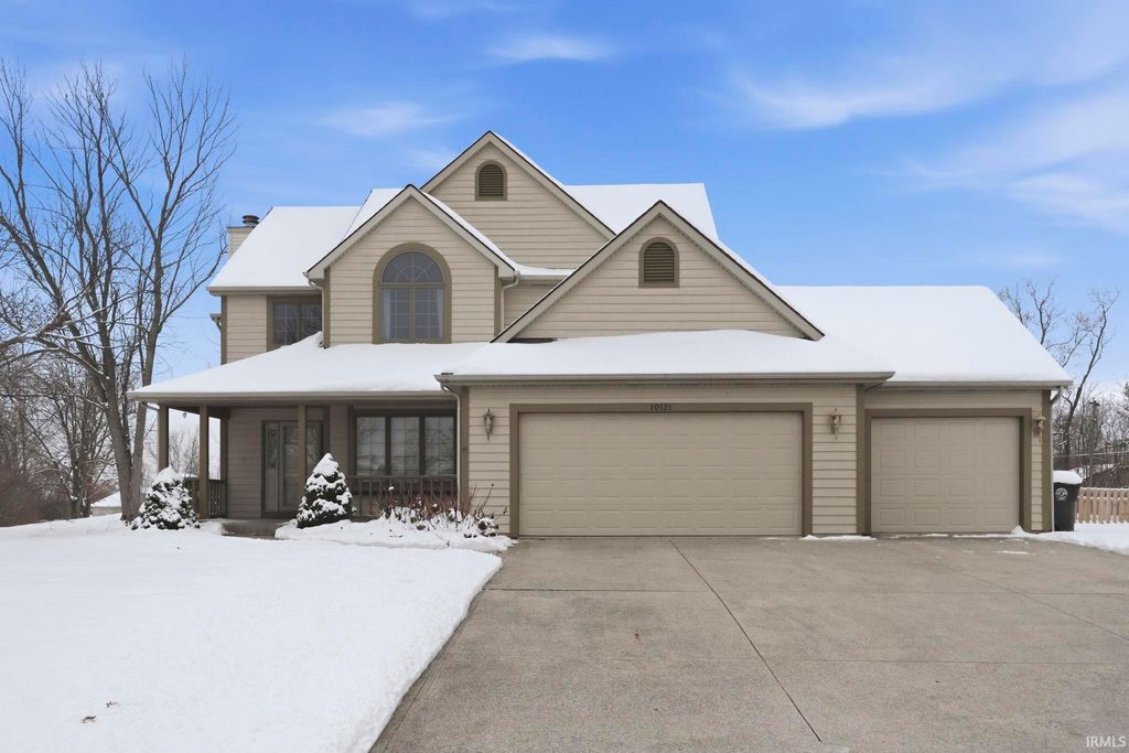 Photo of 10121 Mesa Glen Court, Fort Wayne, IN 46804 (MLS # 202548123)