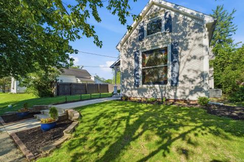 Tiny photo for 1106 S 5th Street, Lafayette, IN 47905 (MLS # 202618417)