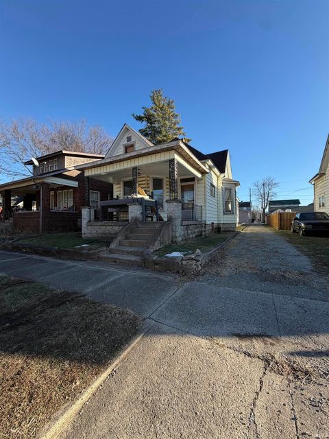 Tiny photo for 269 E 5th Street, Peru, IN 46970 (MLS # 202549600)