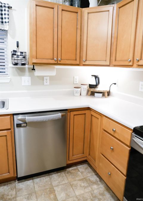 Tiny photo for 4102 Ivanhoe Street, Lafayette, IN 47909 (MLS # 202607341)