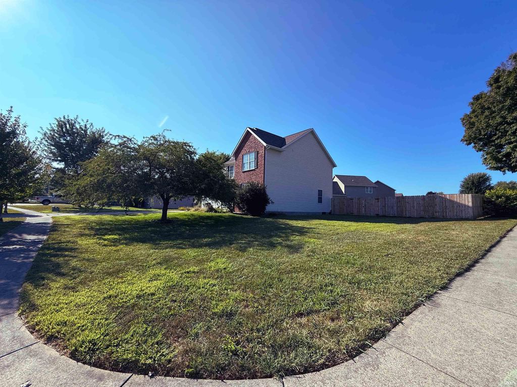 Photo of 7102 W Pinnacle Drive, Bloomington, IN 47404 (MLS # 202536041)