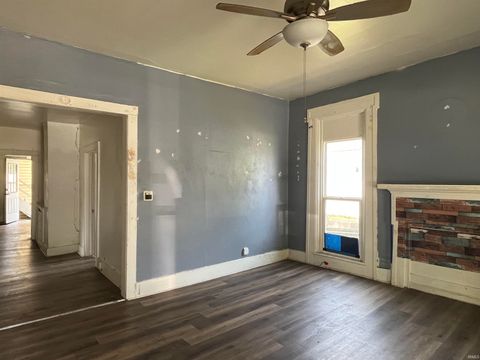 Tiny photo for 115 E 2Nd Street, Peru, IN 46970 (MLS # 202516855)