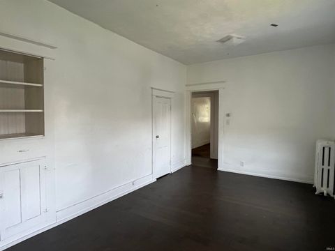 Tiny photo for 115 E 2Nd Street, Peru, IN 46970 (MLS # 202516855)