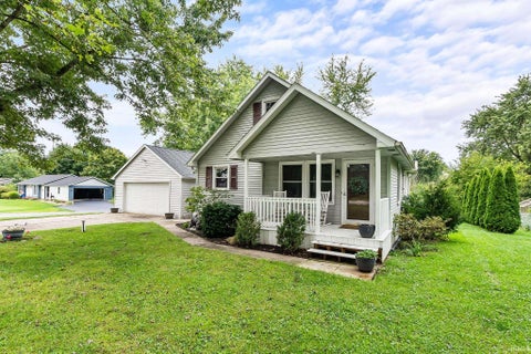 Photo for 15205 Auburn Road