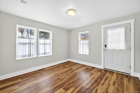 Tiny photo for 1010 W 10th Street, Bloomington, IN 47404 (MLS # 202618560)