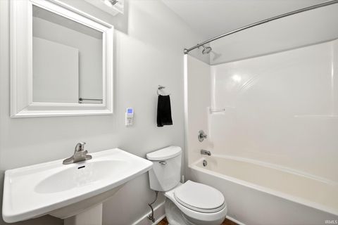 Tiny photo for 1010 W 10th Street, Bloomington, IN 47404 (MLS # 202618560)