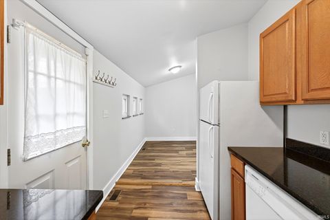 Tiny photo for 1010 W 10th Street, Bloomington, IN 47404 (MLS # 202618560)