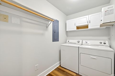 Tiny photo for 1010 W 10th Street, Bloomington, IN 47404 (MLS # 202618560)