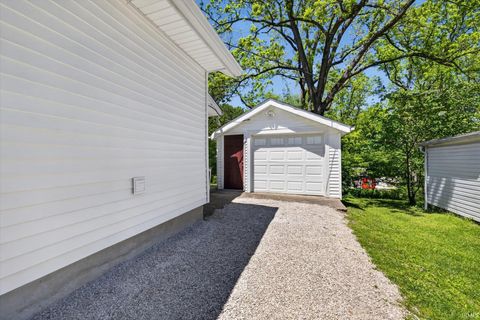 Tiny photo for 1010 W 10th Street, Bloomington, IN 47404 (MLS # 202618560)