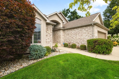 Tiny photo for 1865 Cobblestone Boulevard, Elkhart, IN 46514 (MLS # 202633537)